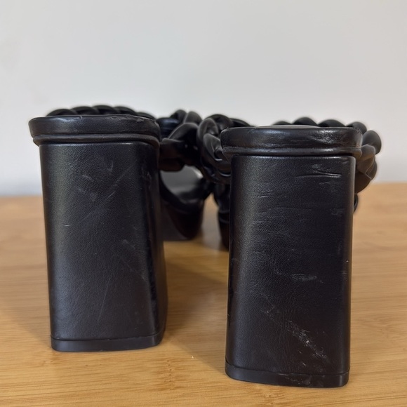 Anne Klein black braided sandals size 6 - Picture 4 of 7